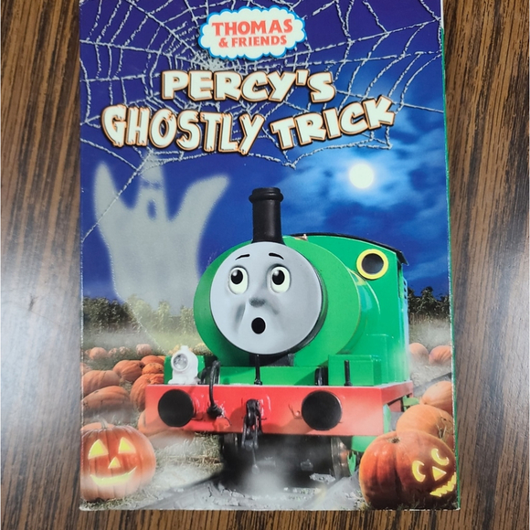 Thomas & Friends DVD & Book Bundle - Picture 5 of 7
